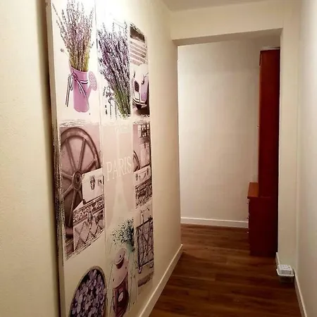 Calle Río Deva 17 *