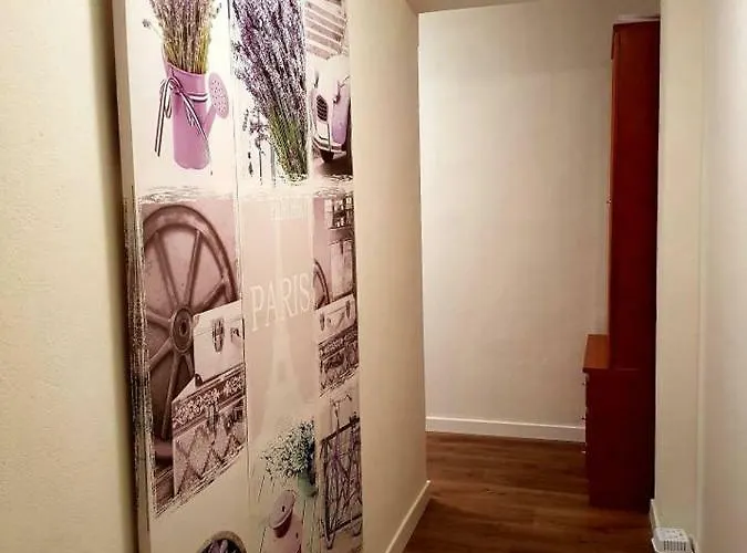 Calle Río Deva 17 *